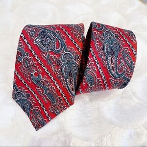 Vintage Burt Pulitzer Red Green Paisley Skinny Mens Silk Tie Hand Printed 56”